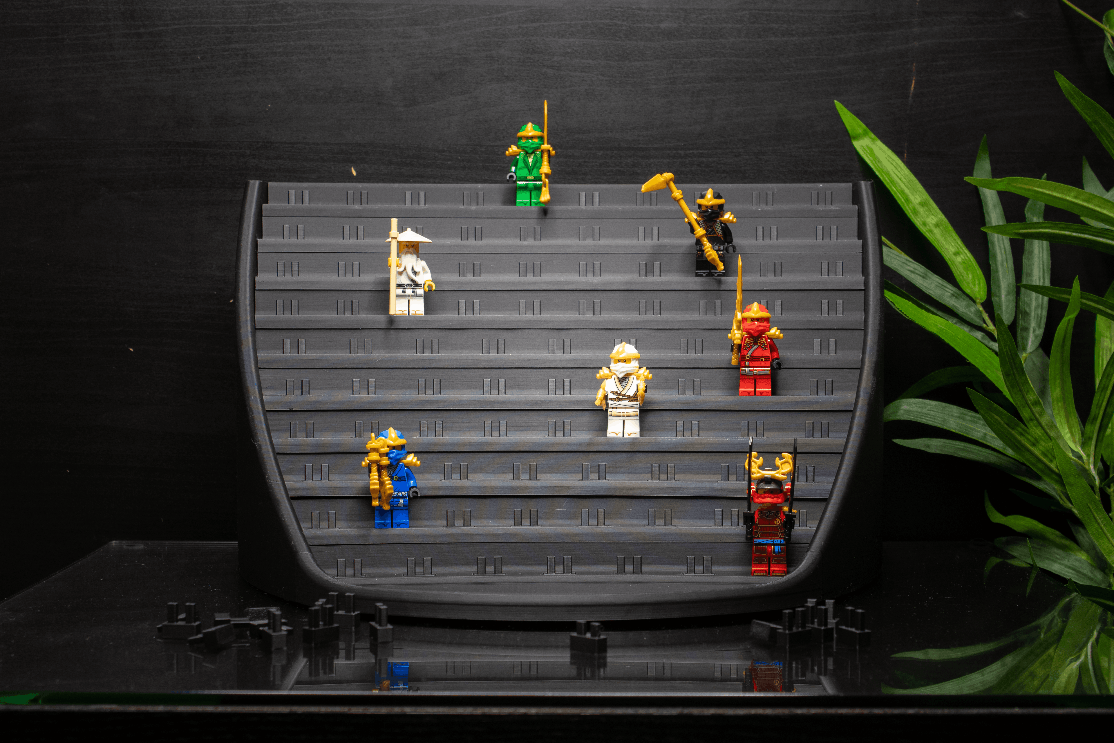 90 Mini-Figure Display