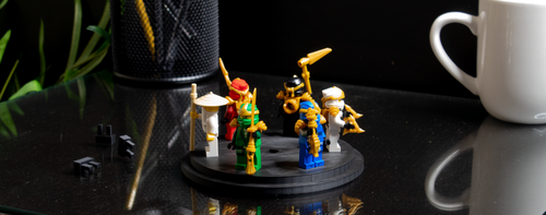 6 Mini-Figure Turn-Table Display