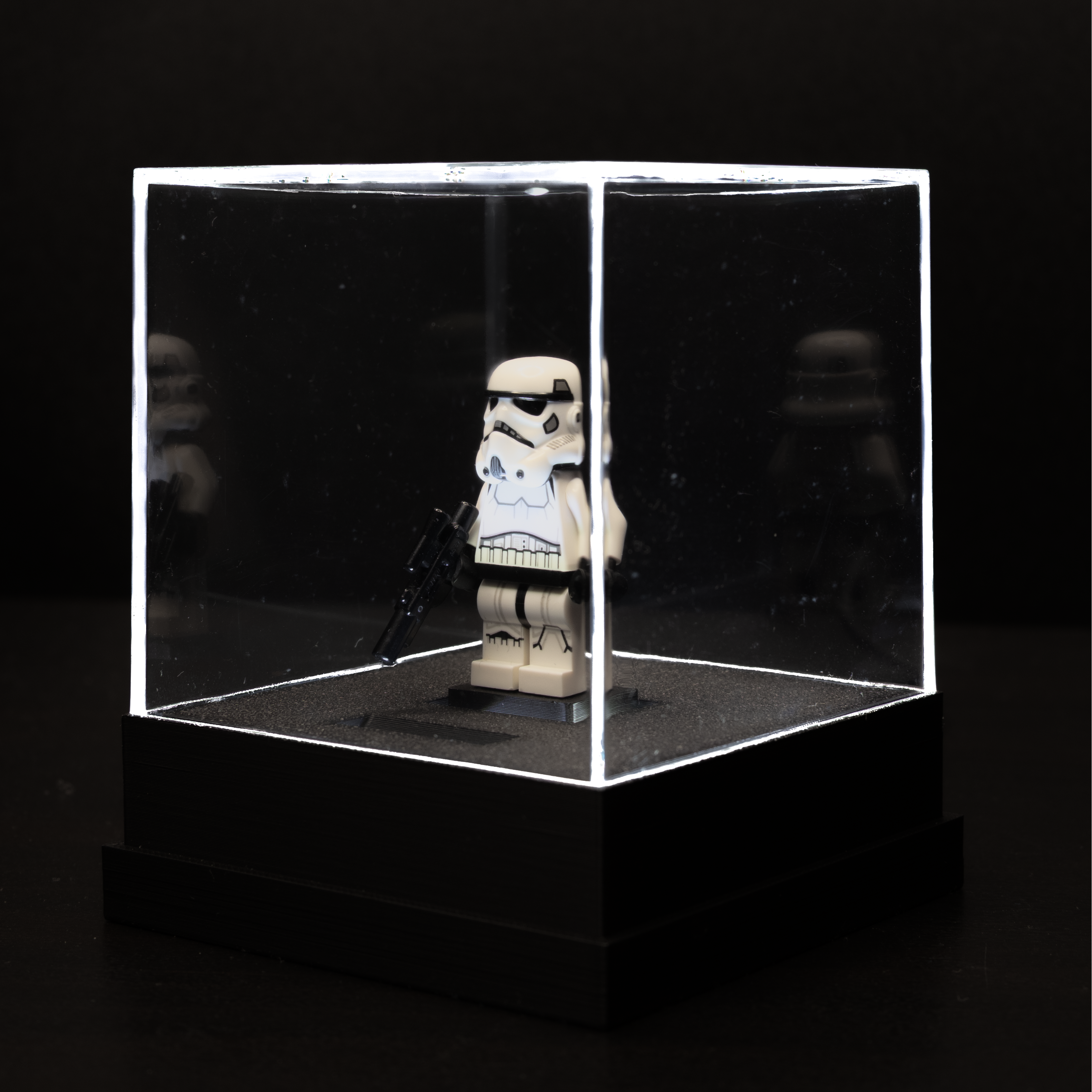 Single Figure LED Light Up Minifigure Display